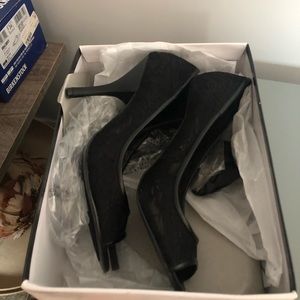 Woman’s dressy lace heel